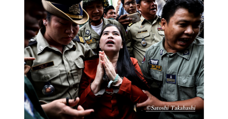 高橋智史さん入賞作品@パリ国際写真賞