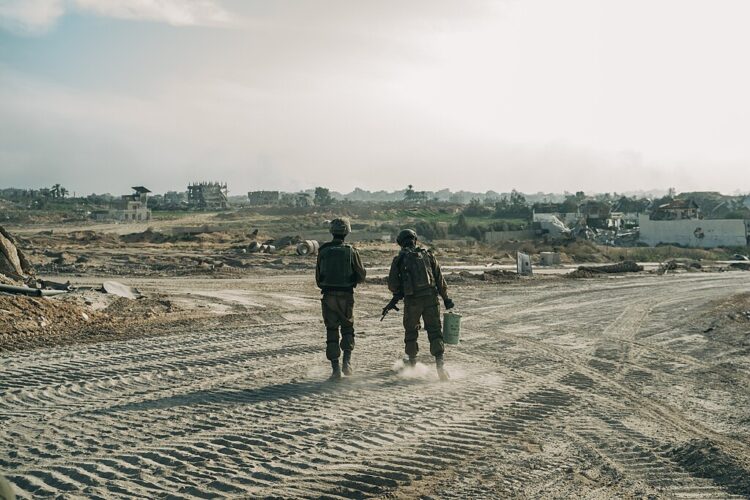 戦争の後ろ側で―移民社会の現実